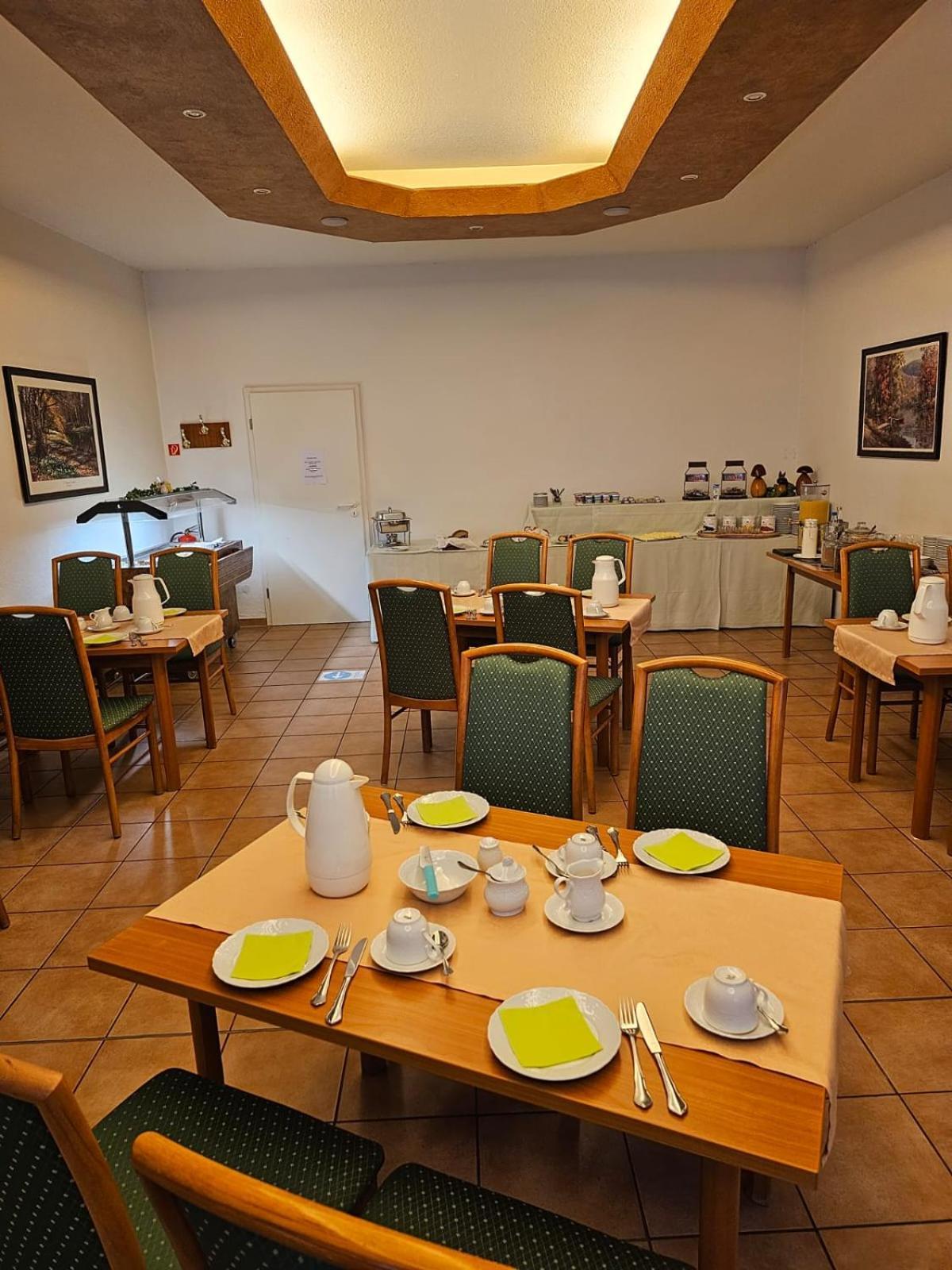 Hotel Zur Krone Hasselfelde Esterno foto