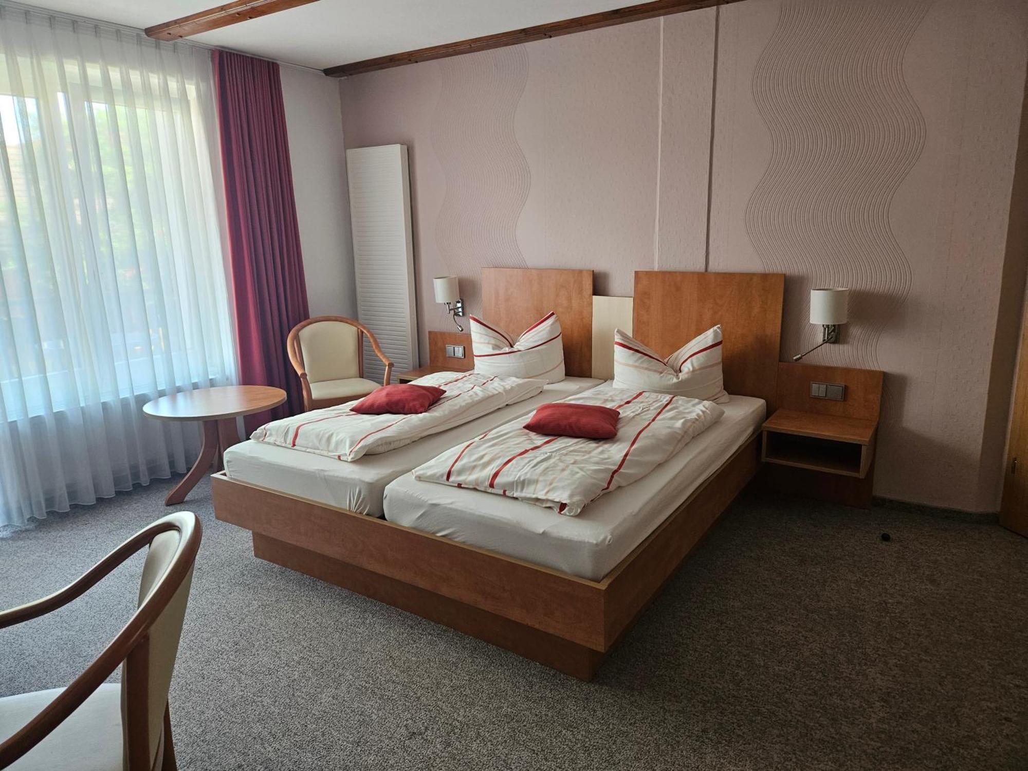 Hotel Zur Krone Hasselfelde Esterno foto